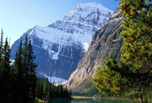 新超：淡滨尼流浪队3比0轻取芽笼国际队.